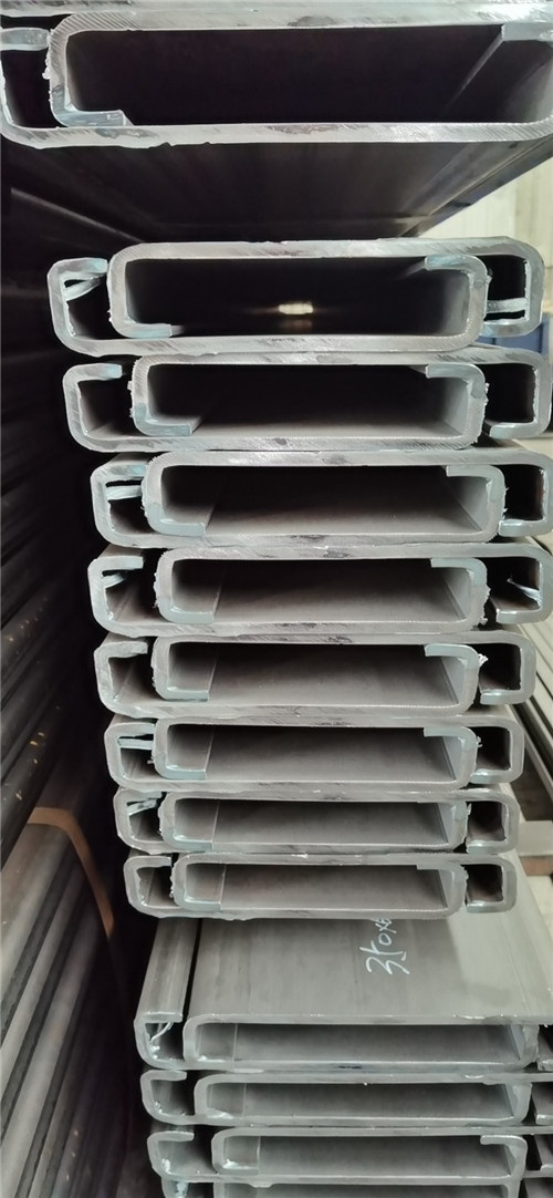 �b��ʽ����